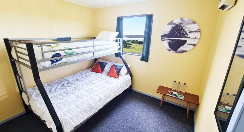 Queen Bunk Entrance