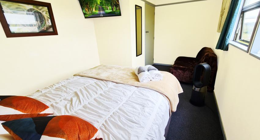 Deluxe Suite From Sidetable